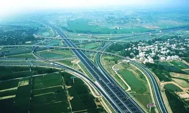 和嘉 | 助力河南鶴輝高速安裝部署機(jī)房動(dòng)環(huán)監(jiān)控4套、智能監(jiān)控箱109套